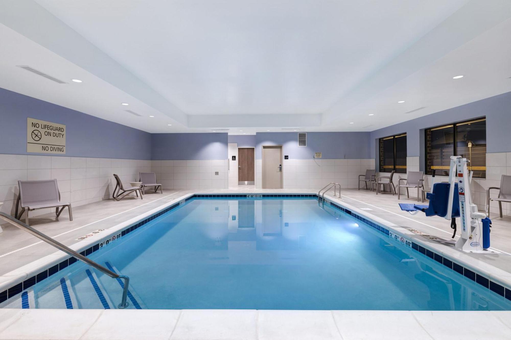 Hampton Inn Chicago 올랜드파크 외부 사진